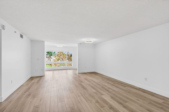 5749 Gemstone Court 406, Boynton Beach, FL 33437