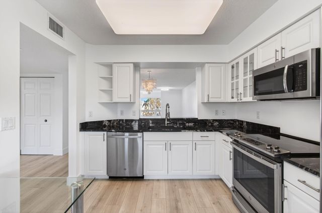 5749 Gemstone Court 406, Boynton Beach, FL 33437