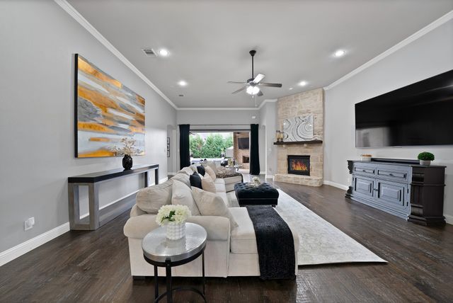 669 Meadow Creek Drive, Keller, TX 76248
