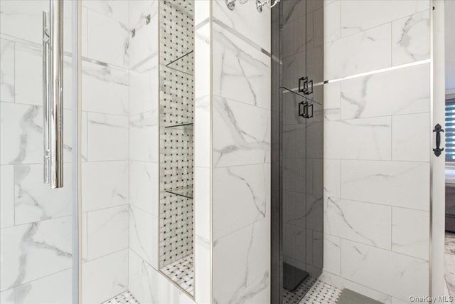 70-25 Yellowstone Boulevard 9J, Forest Hills, NY 11375
