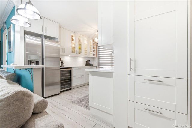 70-25 Yellowstone Boulevard 9J, Forest Hills, NY 11375