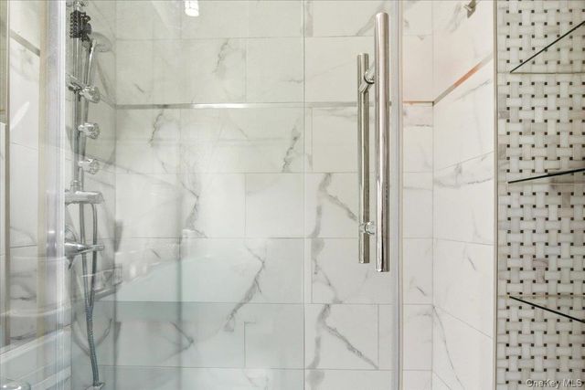 70-25 Yellowstone Boulevard 9J, Forest Hills, NY 11375