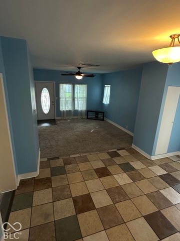2850 Adams, Indianapolis, IN 46218