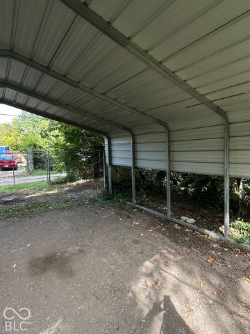 2850 Adams, Indianapolis, IN 46218
