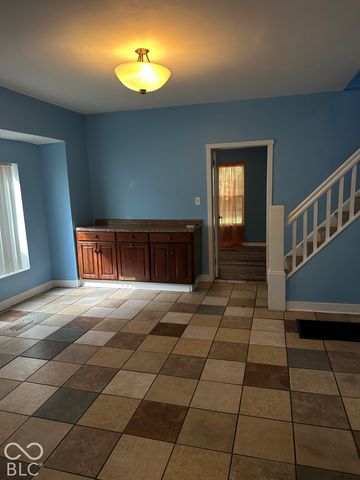2850 Adams, Indianapolis, IN 46218