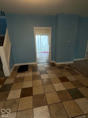 2850 Adams, Indianapolis, IN 46218