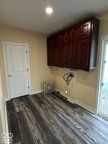 2850 Adams, Indianapolis, IN 46218