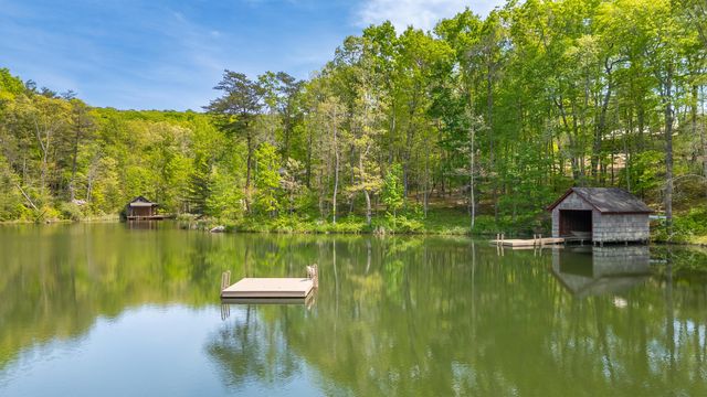 756 Long Branch Road, Lookout Mountain, GA 30750