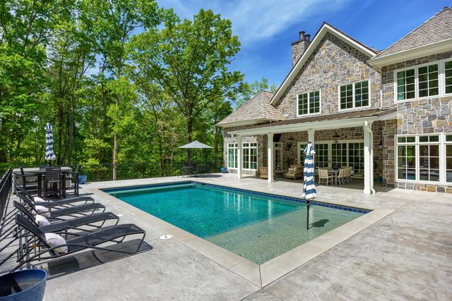 756 Long Branch Road, Lookout Mountain, GA 30750