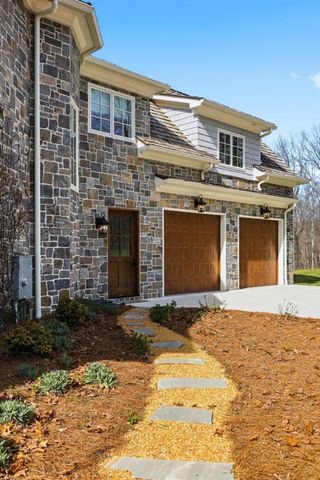 756 Long Branch Road, Lookout Mountain, GA 30750