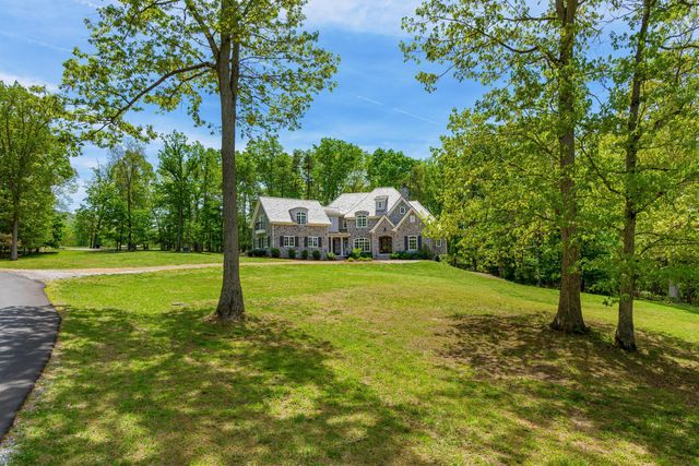 756 Long Branch Road, Lookout Mountain, GA 30750