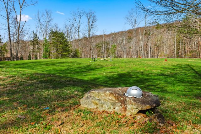 756 Long Branch Road, Lookout Mountain, GA 30750