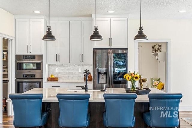 25157 Shadow Mountain Circle, Star, ID 83669