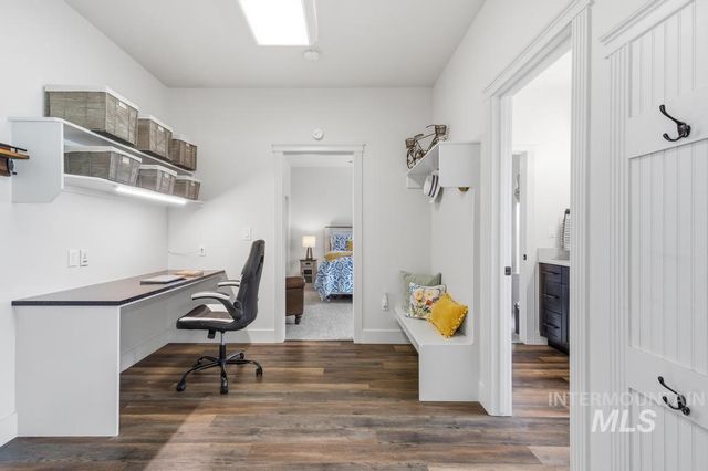 25157 Shadow Mountain Circle, Star, ID 83669