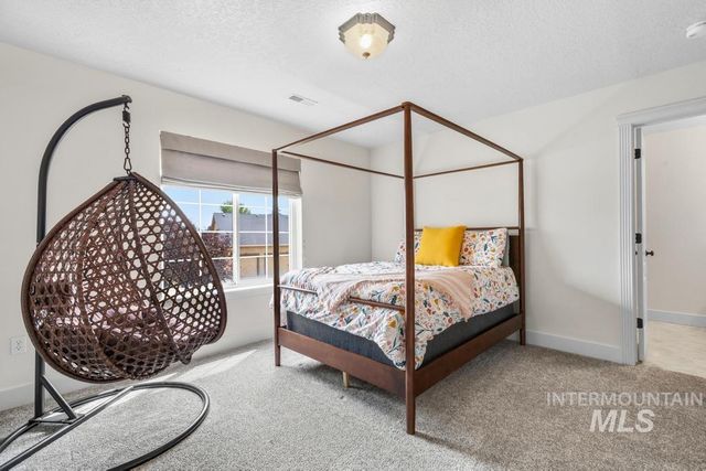 25157 Shadow Mountain Circle, Star, ID 83669