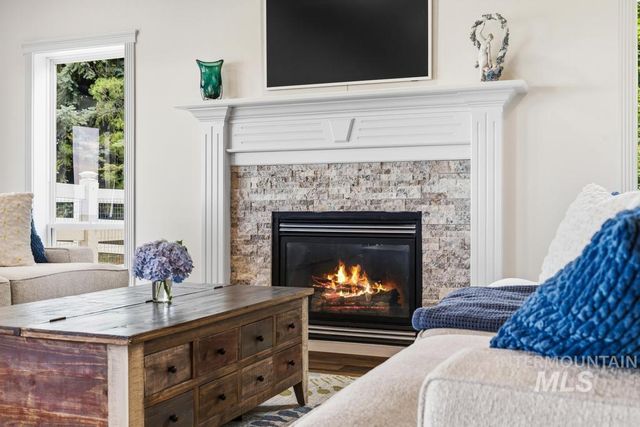 25157 Shadow Mountain Circle, Star, ID 83669