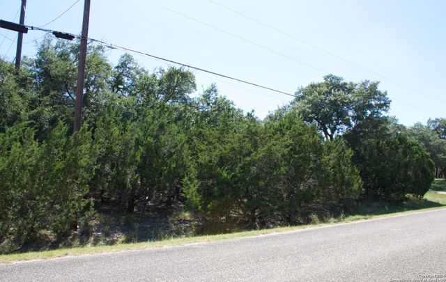 1236 Carson Crk, Canyon Lake, TX 78133