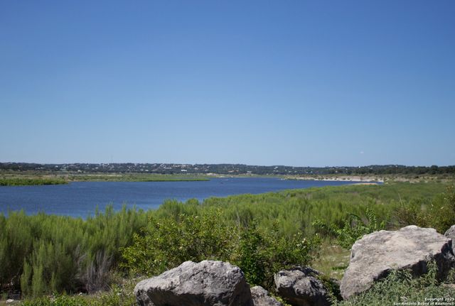 1236 Carson Crk, Canyon Lake, TX 78133