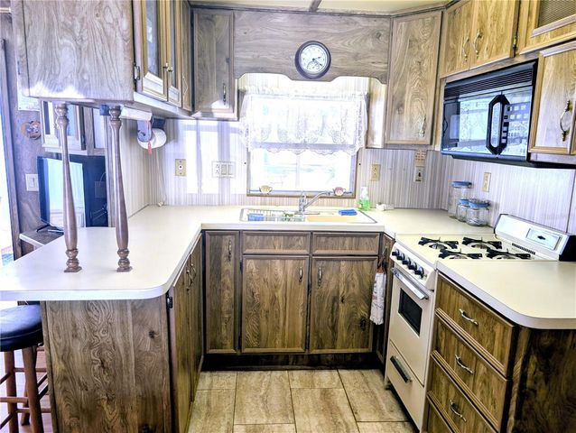 3300 26TH AVENUE E 31, Bradenton, FL 34208