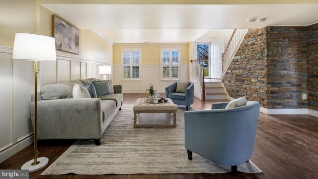 9032 CLAUSSVILLE RD, Fogelsville, PA 18051