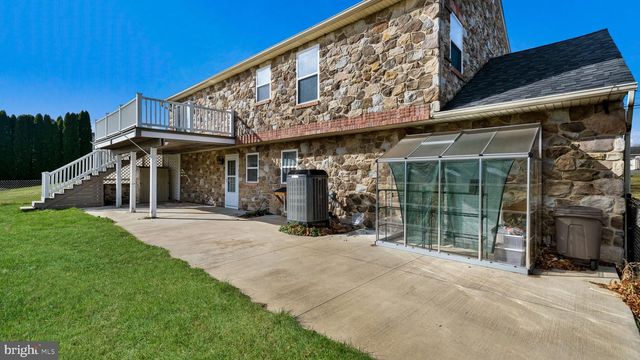 9032 CLAUSSVILLE RD, Fogelsville, PA 18051