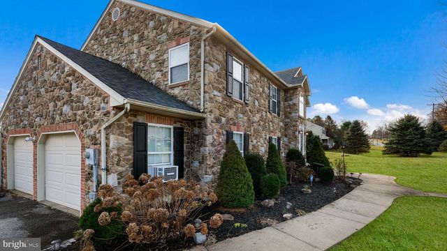 9032 CLAUSSVILLE RD, Fogelsville, PA 18051