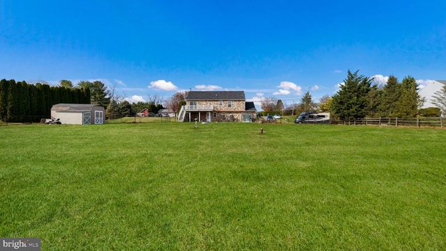 9032 CLAUSSVILLE RD, Fogelsville, PA 18051