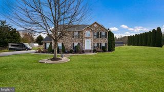 9032 CLAUSSVILLE RD, Fogelsville, PA 18051
