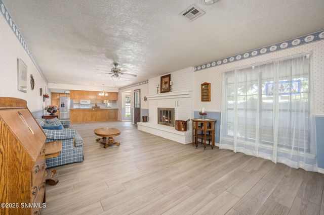 2810 Topley Avenue, Las Cruces, NM 88005