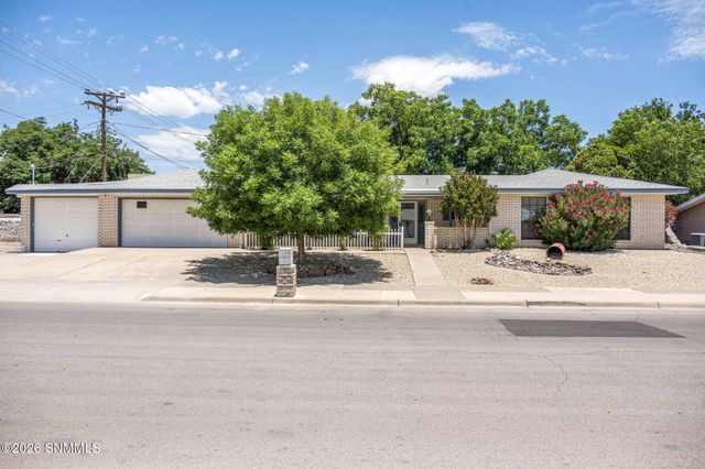 2810 Topley Avenue, Las Cruces, NM 88005