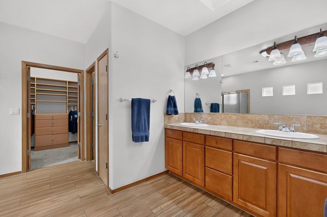 7312 Hawthorn Avenue NE, Albuquerque, NM 87113