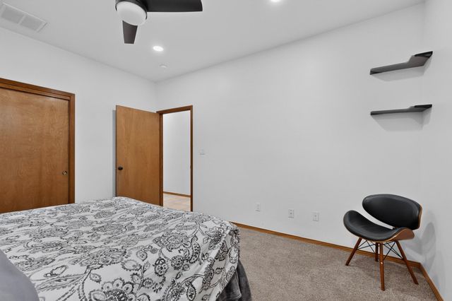 7312 Hawthorn Avenue NE, Albuquerque, NM 87113
