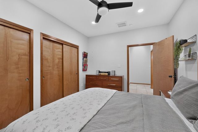 7312 Hawthorn Avenue NE, Albuquerque, NM 87113