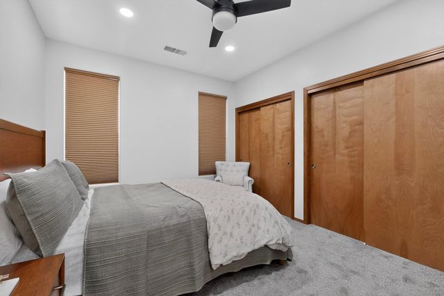 7312 Hawthorn Avenue NE, Albuquerque, NM 87113