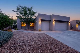 7312 Hawthorn Avenue NE, Albuquerque, NM 87113