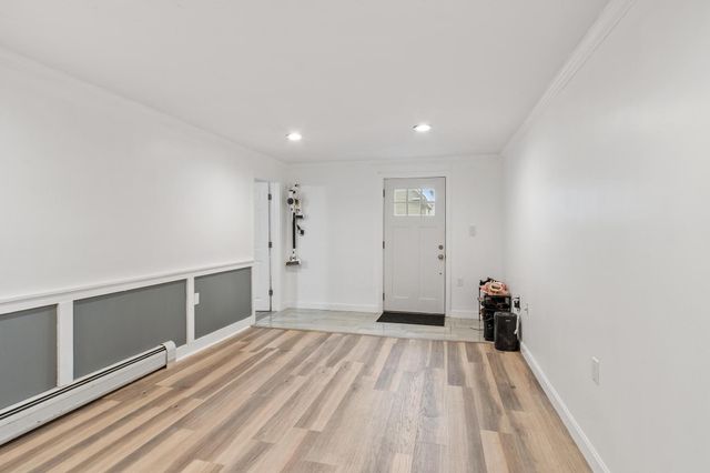 786 Mammoth Road, Manchester, NH 03104
