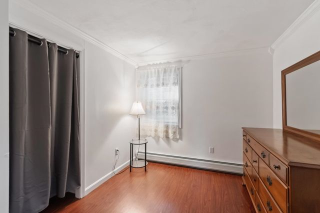 786 Mammoth Road, Manchester, NH 03104