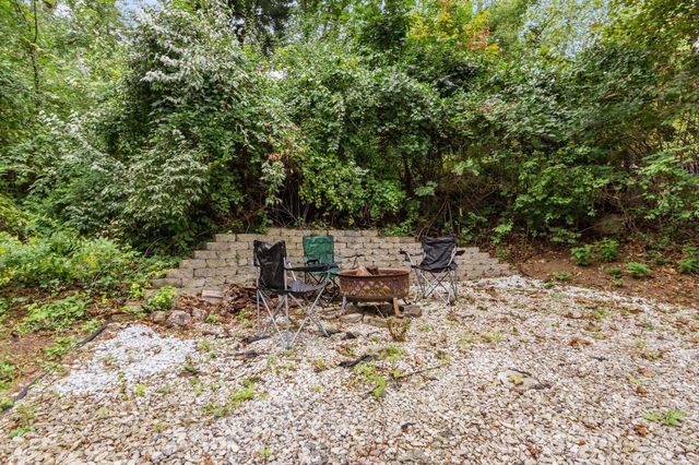 786 Mammoth Road, Manchester, NH 03104