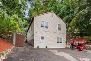 786 Mammoth Road, Manchester, NH 03104