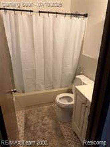 17475 Prospect Street, Melvindale, MI 48122