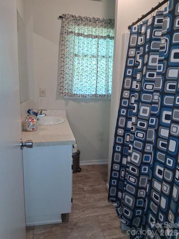 1415 Old US 221A Highway, Mooresboro, NC 28114