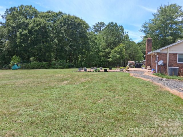 1415 Old US 221A Highway, Mooresboro, NC 28114