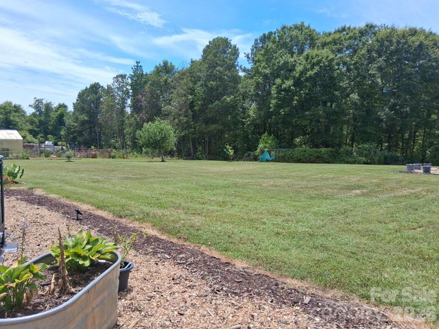 1415 Old US 221A Highway, Mooresboro, NC 28114