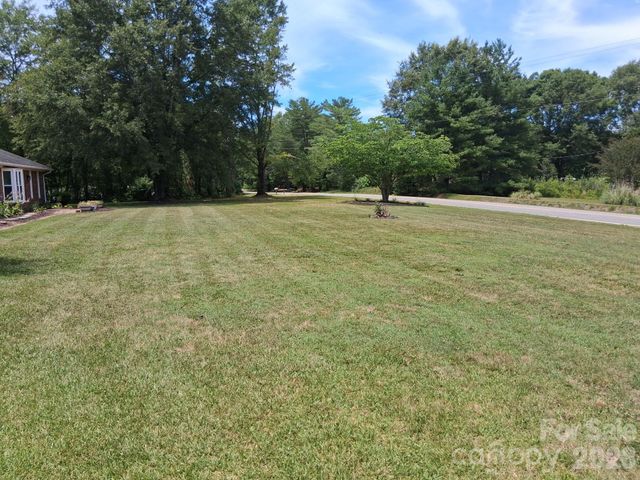 1415 Old US 221A Highway, Mooresboro, NC 28114