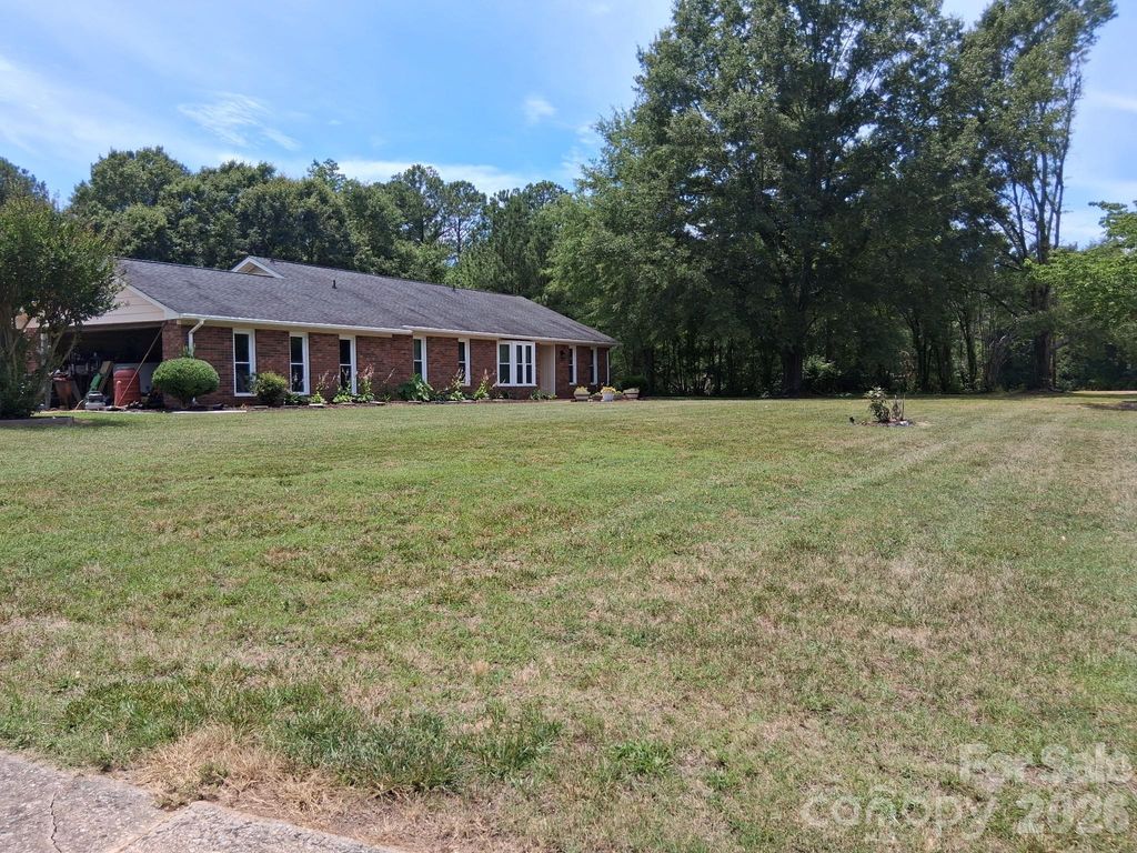 1415 Old US 221A Highway, Mooresboro, NC 28114