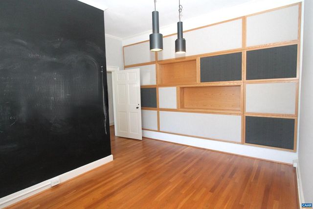 412 E JEFFERSON ST, Charlottesville, VA 22902
