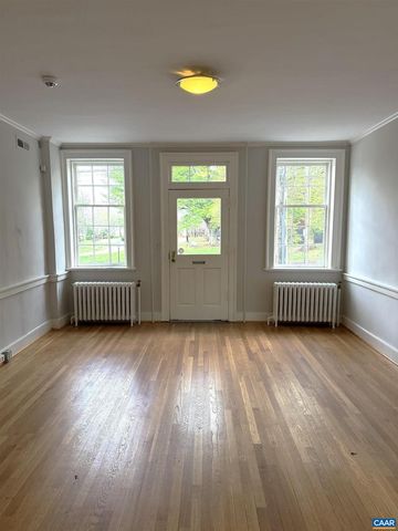 412 E JEFFERSON ST, Charlottesville, VA 22902