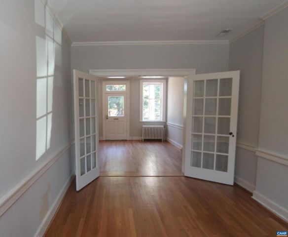 412 E JEFFERSON ST, Charlottesville, VA 22902