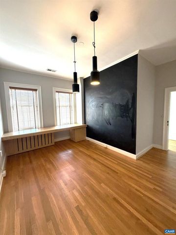 412 E JEFFERSON ST, Charlottesville, VA 22902