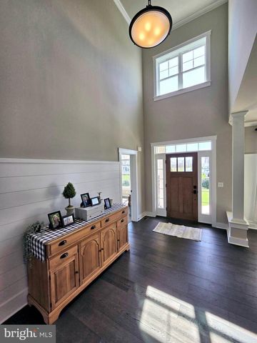 1071 VALLEY CROSSING DR, Lititz, PA 17543